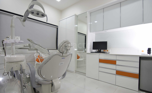 Johars Laser Dental Clinic - Banner 1